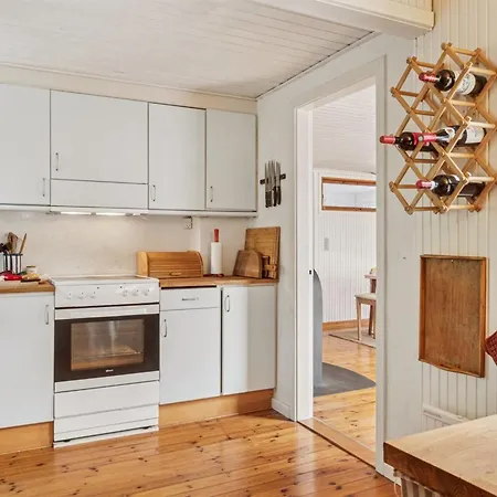 別荘 Tatyana - 1-6km From The Sea By Interhome *