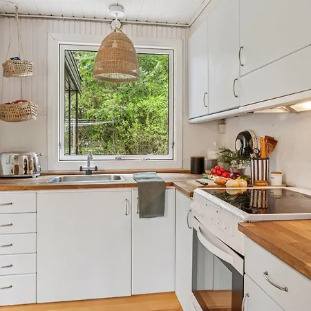 Tatyana - 1-6km From The Sea By Interhome